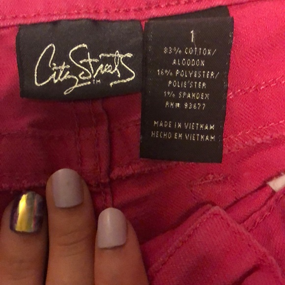 Hot pink shorts - Picture 3 of 3